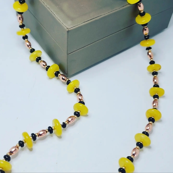 Yellow Agate necklace - Picture 3 of 3